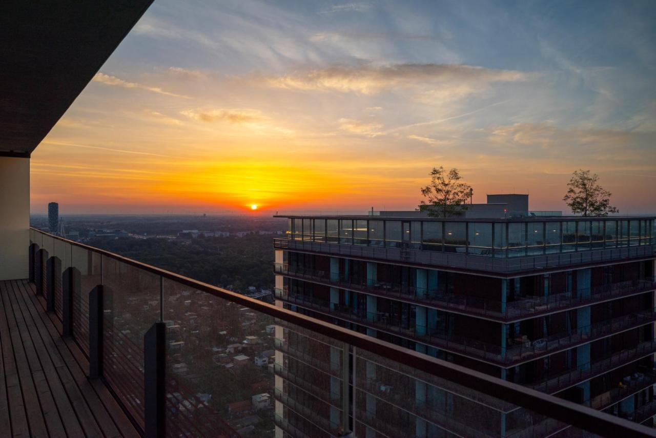 Exclusive 2Br Skyline Penthouse By Hm Leilighet Wien Eksteriør bilde