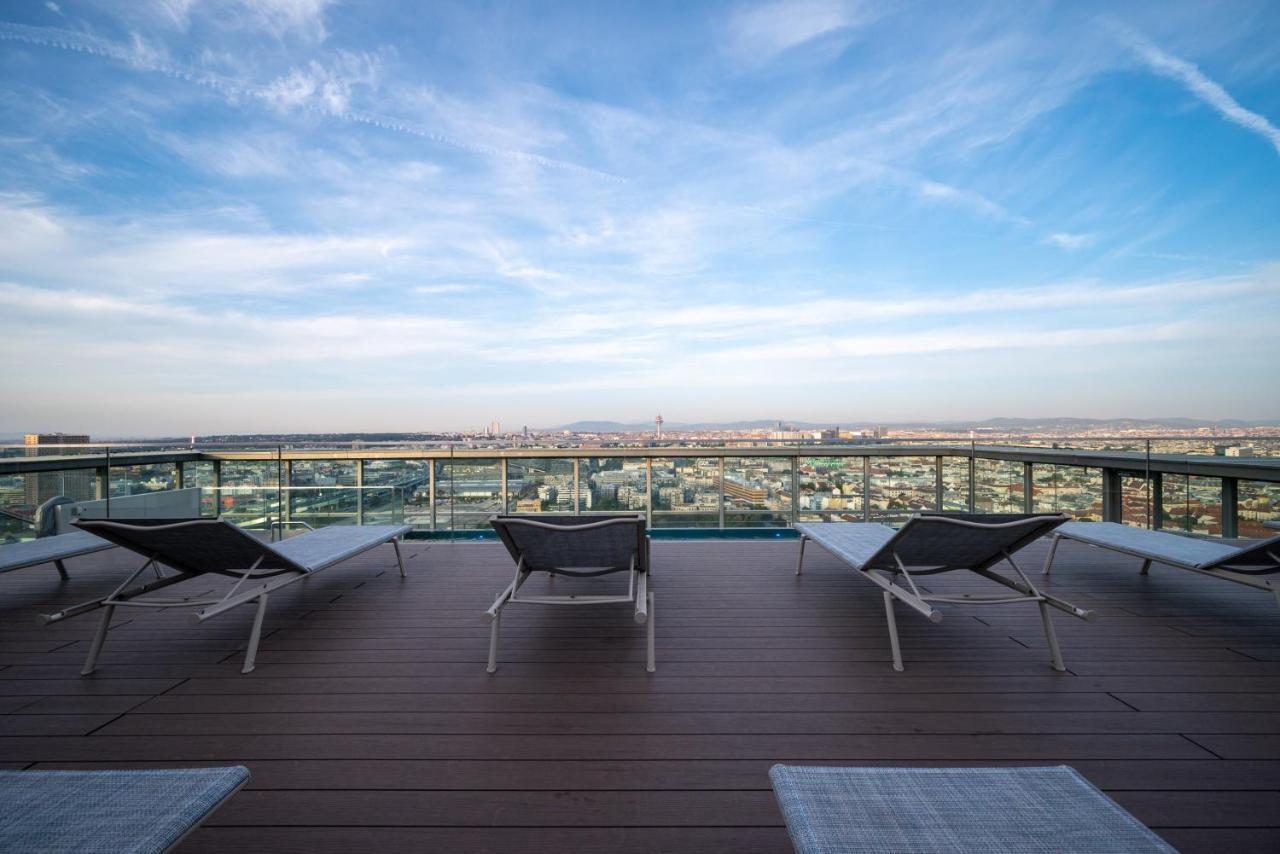 Exclusive 2Br Skyline Penthouse By Hm Leilighet Wien Eksteriør bilde