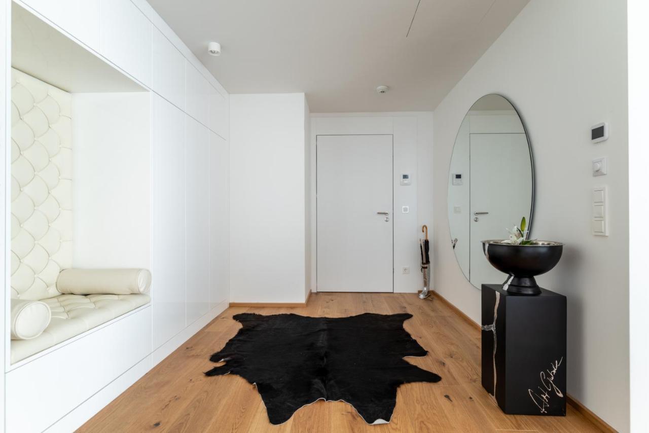 Exclusive 2Br Skyline Penthouse By Hm Leilighet Wien Eksteriør bilde